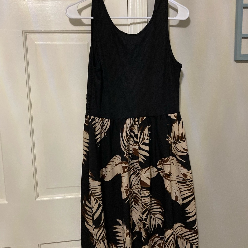 SHEIN Black and Tan Leaf Print Midi Dress - Picture 3 of 4